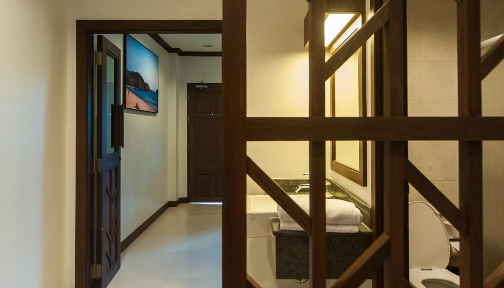 Aparthotel Ratana Hill Patong Habitación foto
